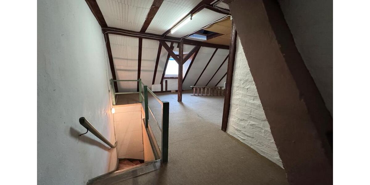 Reihenhaus Wolfenbüttel - 4.5 Zimmer, 112 m&sup2;, 1.300&euro; | Angebot:26019668