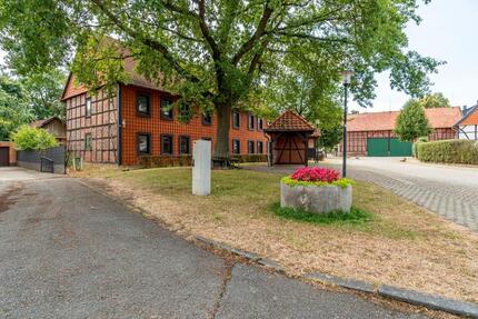 Haus Liebenburg - 15 Zimmer, 344 m&sup2;, 99.000&euro; | Angebot:26987428