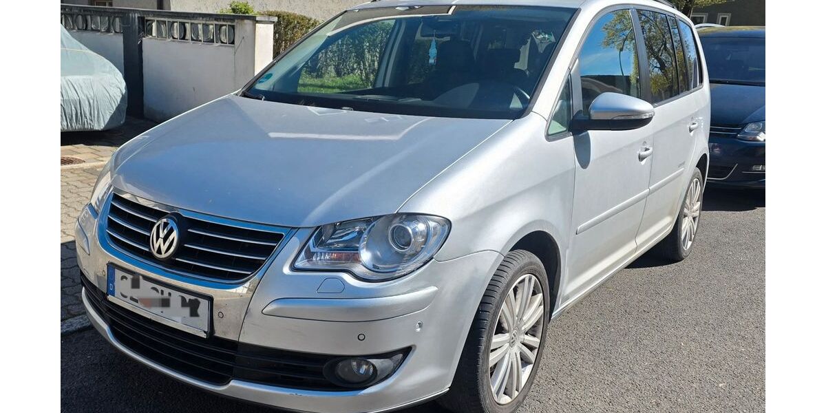 VW Touran 326.000 km 3.750 &euro; Braunschweig 38100