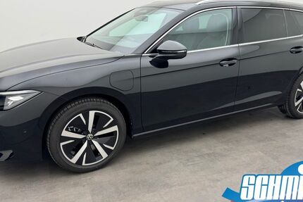 VW Passat Variant 8.530 km 40.700 &euro; Peine 31226