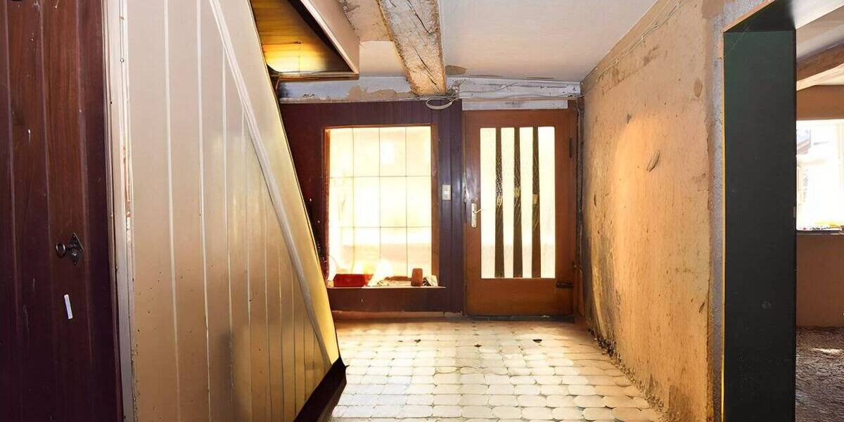 Mehrfamilienhaus, Wohnhaus Uehrde Warle - 8 Zimmer, 238 m&sup2;, 269.000&euro; | Angebot:25679258