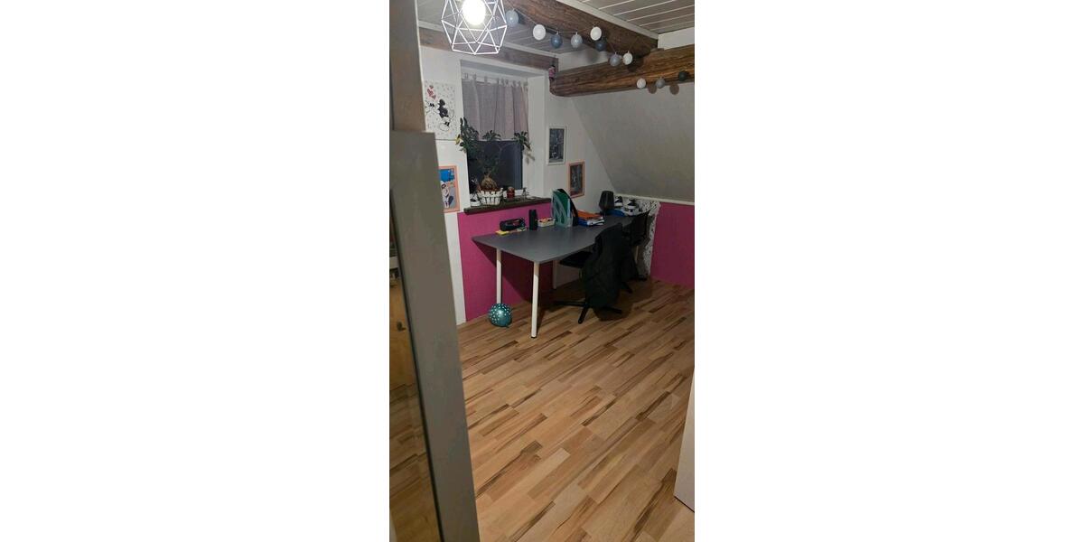 Etagenwohnung Langelsheim - 1 Zimmer, 150 m&sup2;, 1.150&euro; | Angebot:25512096