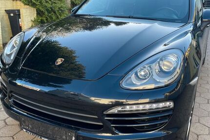 Porsche Cayenne 325.500 km 14.450 &euro; Peine 31226
