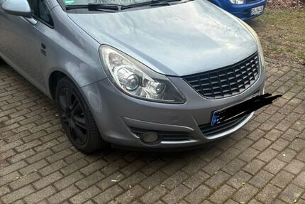 Opel Corsa 114.000 km 1.150 &euro; Salzgitter 38259
