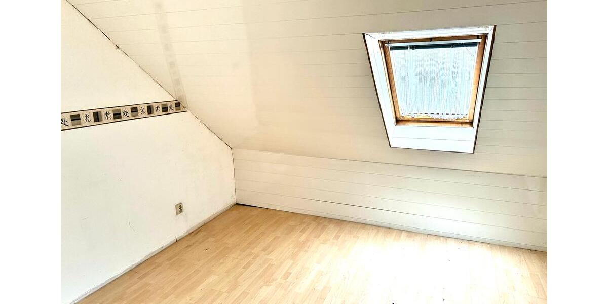Doppelhaushälfte Salzgitter Ortschaft Südost - 8 Zimmer, 195 m&sup2;, 269.000&euro; | Angebot:24093043