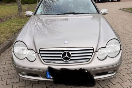 Mercedes-Benz C 180 150.000 km 3.500 &euro; Braunschweig 38126