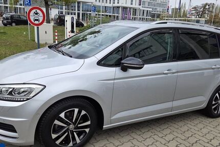 VW Touran 127.978 km 18.989 &euro; Goslar 38644