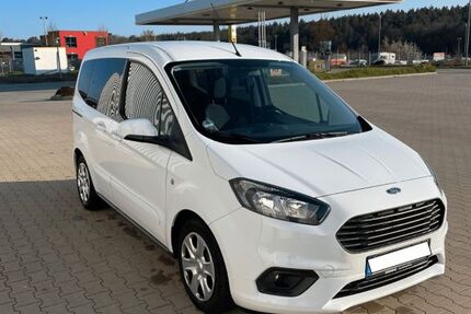 Ford Tourneo Courier 122.000 km 8.500 &euro; Braunschweig 38114
