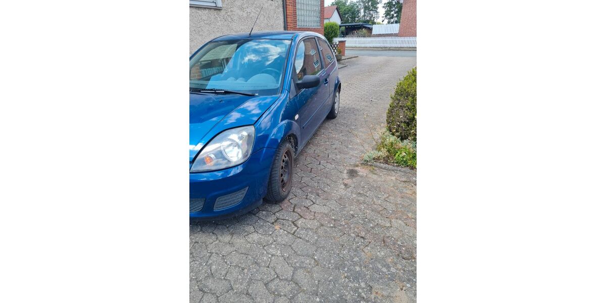 Ford Fiesta 234.360 km 1.500 &euro; Süpplingen 38373