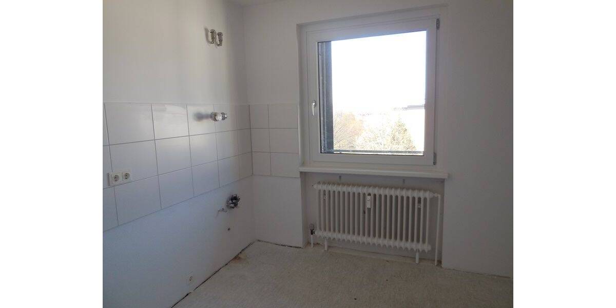 Etagenwohnung Salzgitter Lebenstedt - 3 Zimmer, 74 m&sup2;, 444&euro; | Angebot:26608664