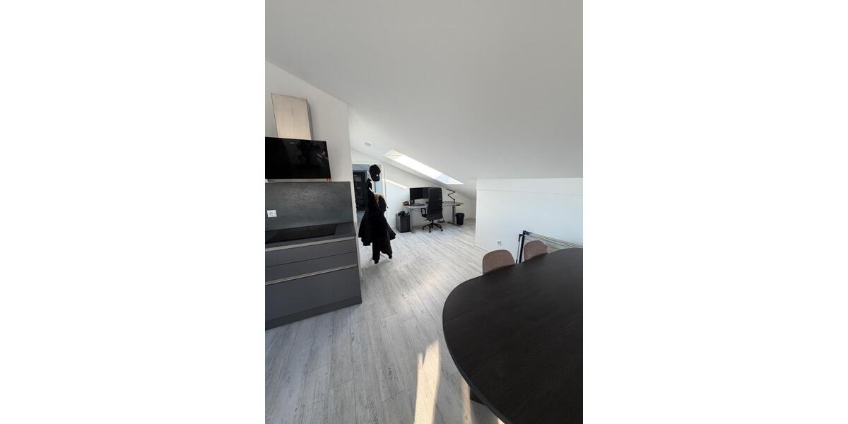 Dachgeschoßwohnung Calberlah - 1.5 Zimmer, 78 m&sup2;, 775&euro; | Angebot:25351140