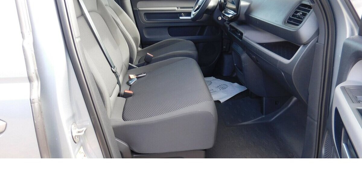 VW ID.Buzz Cargo Elektro 1-Gang Automatik Navi 16.700 km 33.990 &euro; Vordorf 38533