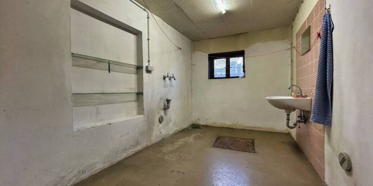 Einfamilienhaus Salzgitter Gebhardshagen - 7 Zimmer, 162 m&sup2;, 275.000&euro; | Angebot:26081017