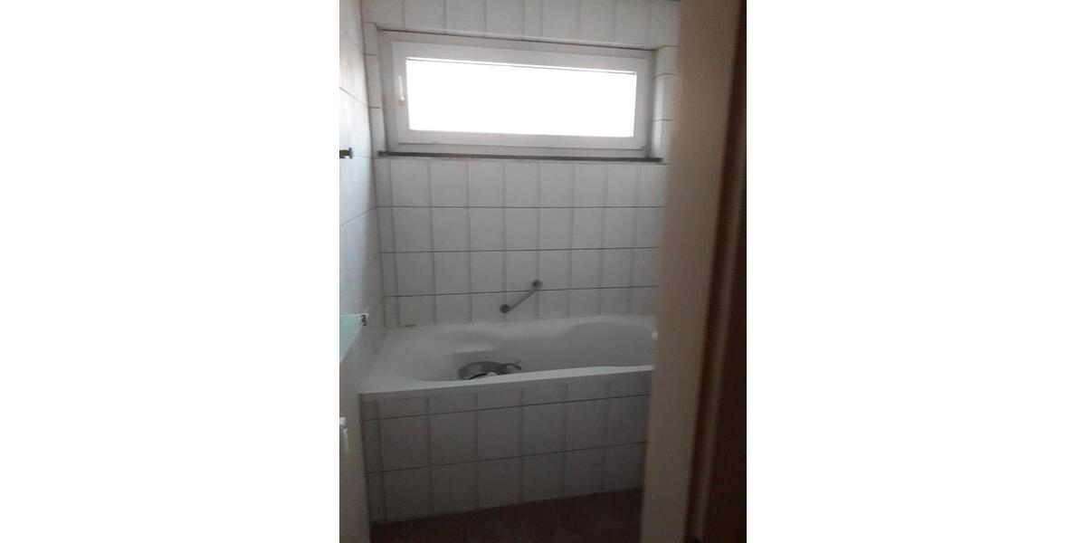 Etagenwohnung Wolfenbüttel - 3 Zimmer, 65 m&sup2;, 530&euro; | Angebot:26039718