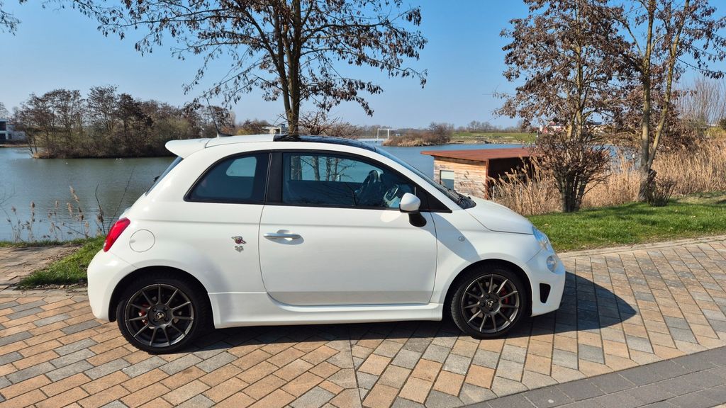 Abarth 595 43.900 km 13.999 &euro; Vechelde 38159