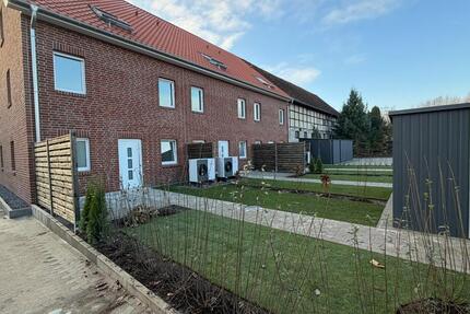 Haus Braunschweig Heidberg-Melverode - 6 Zimmer, 165 m&sup2;, 2.250&euro; | Angebot:25919569