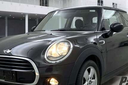 Mini Cooper 71.950 km 9.750 &euro; Schöningen 38364