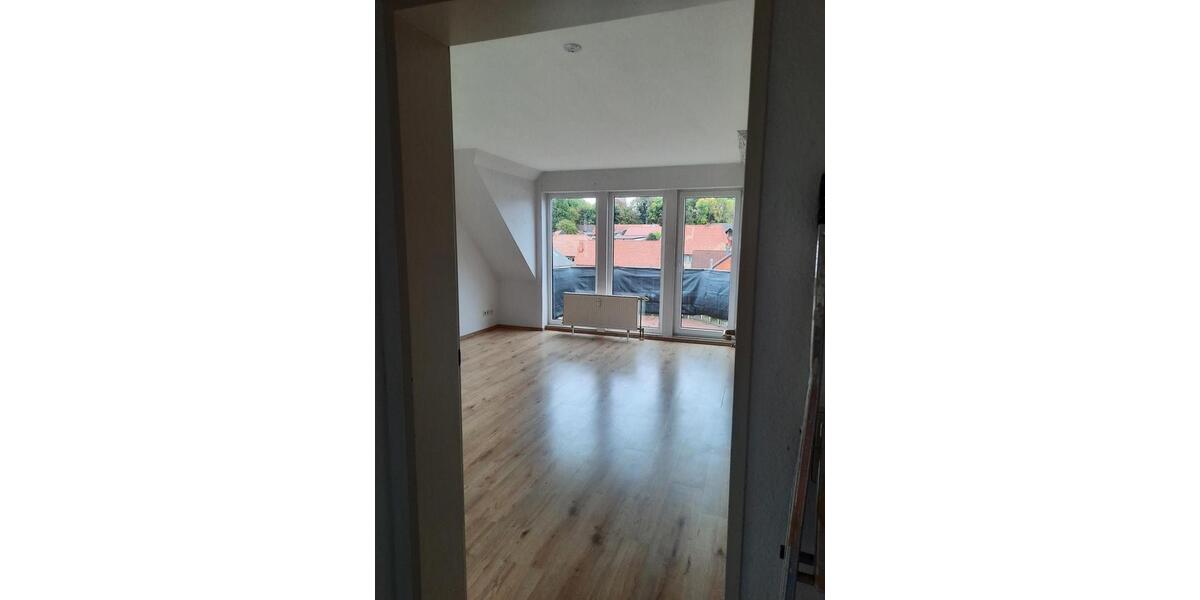 Dachgeschoßwohnung Salzgitter Ortschaft Südost - 4 Zimmer, 99 m&sup2;, 680&euro; | Angebot:25405317