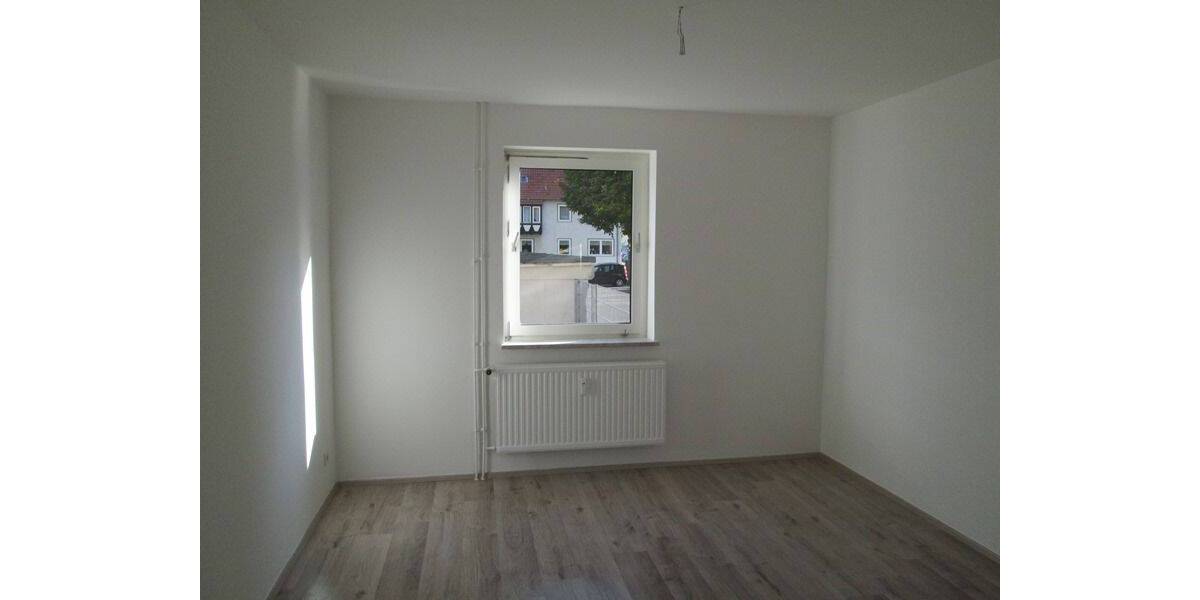 Etagenwohnung Salzgitter Lebenstedt - 3 Zimmer, 58 m&sup2;, 344&euro; | Angebot:25694726