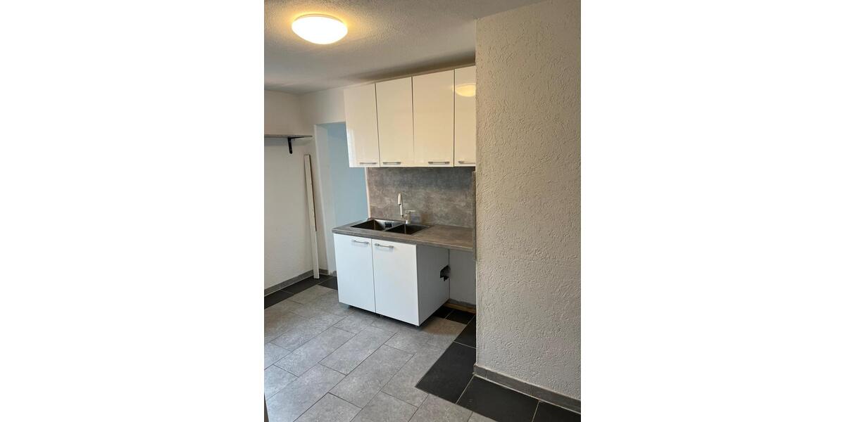 Etagenwohnung Königslutter am Elm - 4.5 Zimmer, 90 m&sup2;, 550&euro; | Angebot:25048496