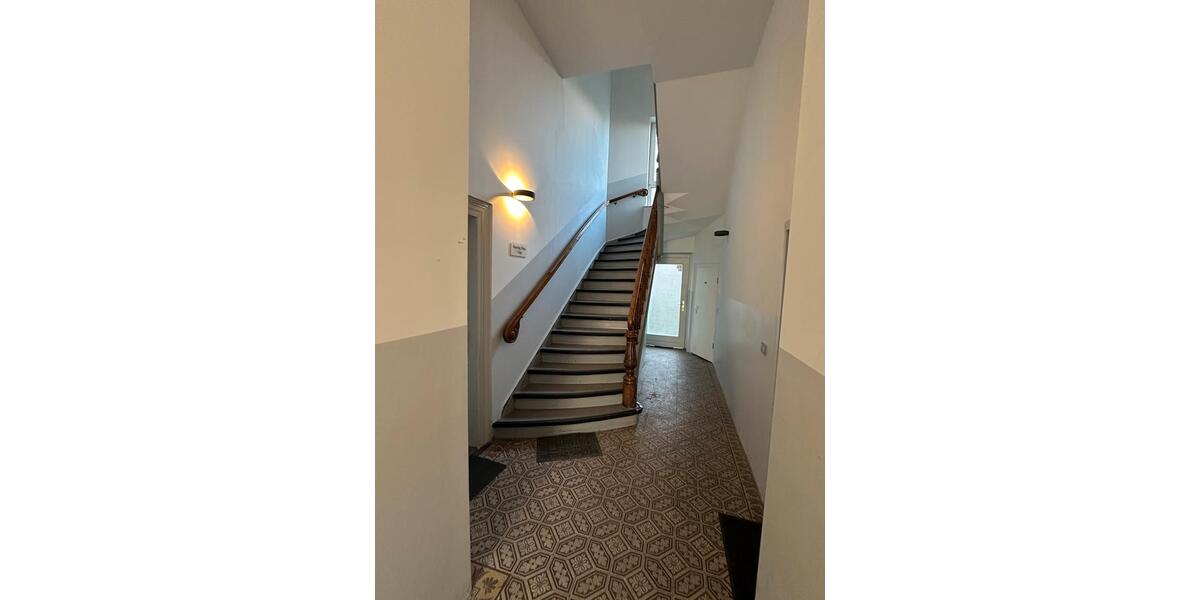 Etagenwohnung Braunschweig - 5 Zimmer, 129 m&sup2;, 1.330&euro; | Angebot:26044840