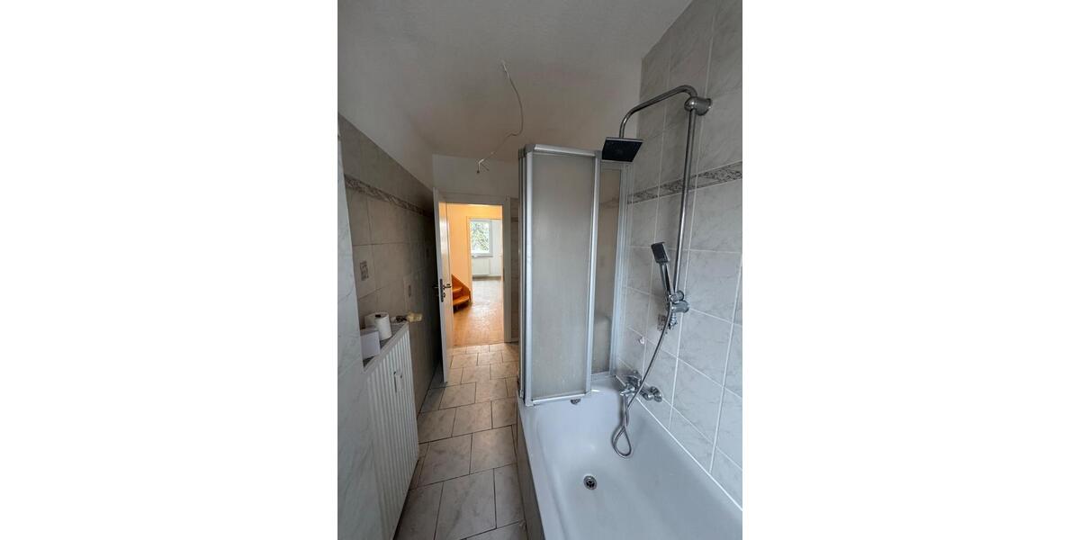 Dachgeschoßwohnung Wolfenbüttel Adersheim - 5 Zimmer, 110 m&sup2;, 980&euro; | Angebot:25046261