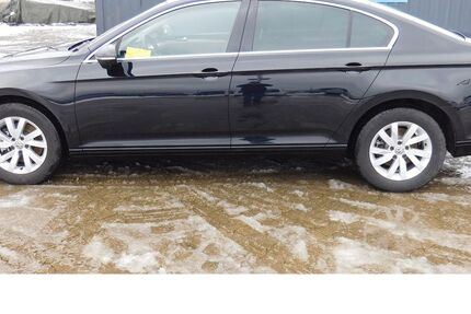 VW Passat 36.500 km 22.990 &euro; Vordorf 38533