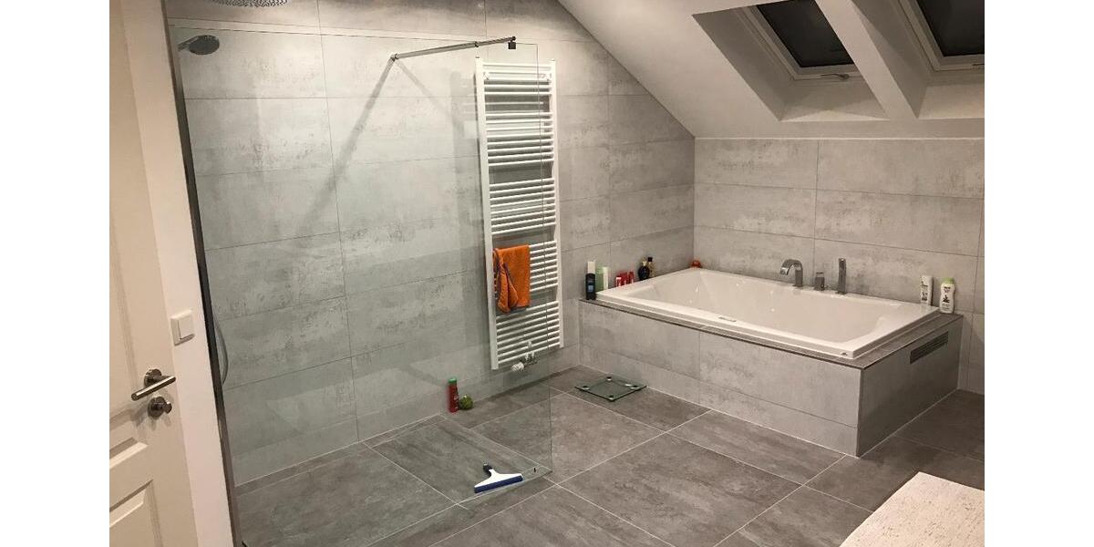 Einfamilienhaus Lehre - 3 Zimmer, 225 m&sup2;, 2.500&euro; | Angebot:25996872