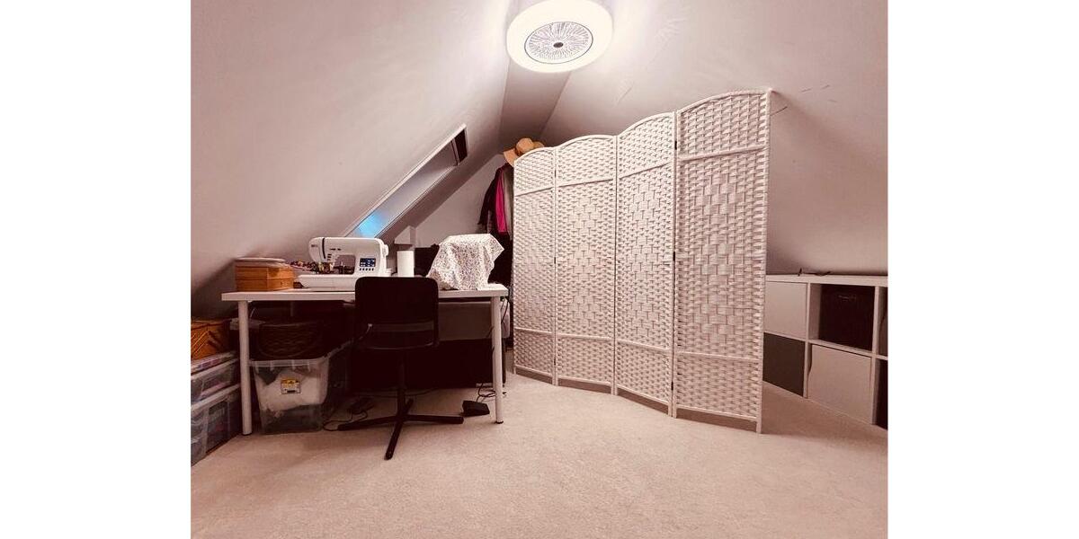 Dachgeschoßwohnung Vechelde - 2 Zimmer, 75 m&sup2;, 700&euro; | Angebot:26025249