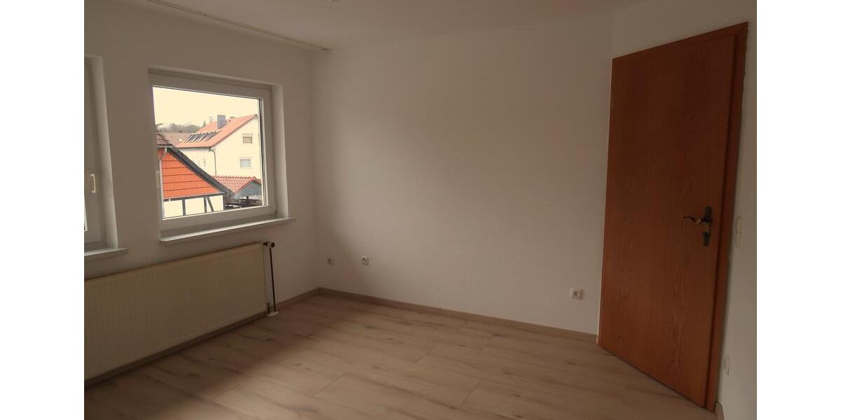Etagenwohnung Kissenbrück - 2.5 Zimmer, 78 m&sup2;, 550&euro; | Angebot:25641845