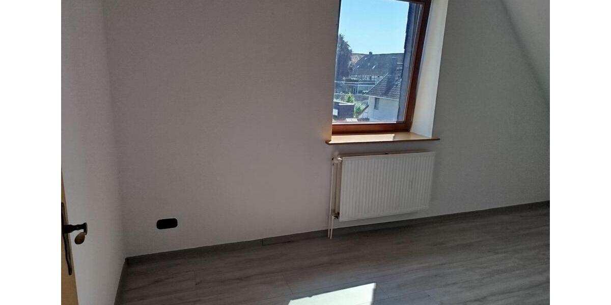 Etagenwohnung Wolfenbüttel Ahlum - 4 Zimmer, 86 m&sup2;, 580&euro; | Angebot:25636353