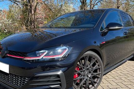 VW Golf 67.845 km 22.900 &euro; Wendeburg 38176