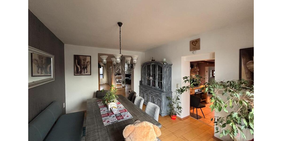 Doppelhaushälfte Lengede - 7 Zimmer, 150 m&sup2;, 265.000&euro; | Angebot:26197377