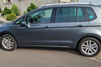 VW Golf Sportsvan 29.650 km 17.700 &euro; Peine 31226