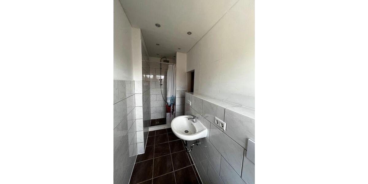 Reihenhaus Schöningen - 6 Zimmer, 220 m&sup2;, 180.000&euro; | Angebot:16650508