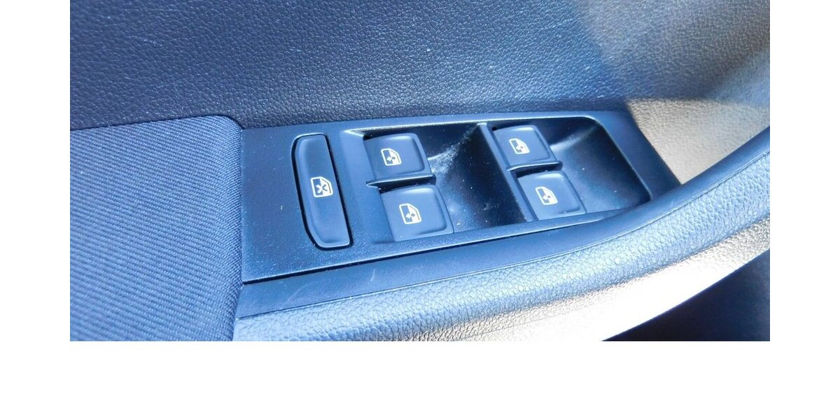 Skoda Fabia 1.0 Kombi Ambition TSI BMT Navi Klima 22.600 km 15.990 &euro; Vordorf 38533