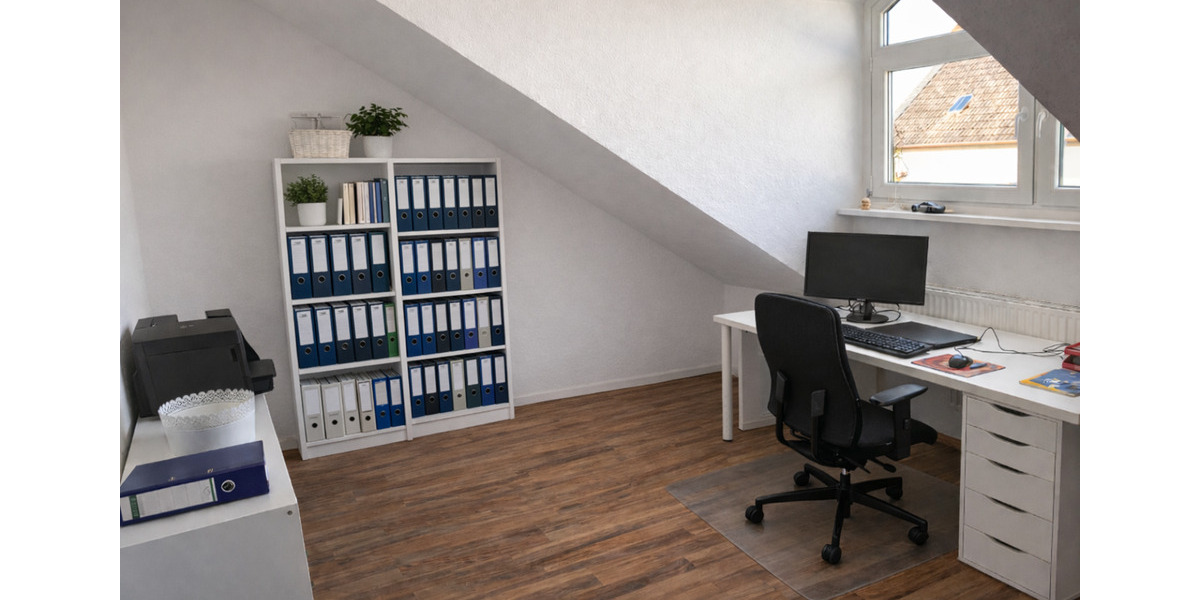 Etagenwohnung Schöningen - 4 Zimmer, 144 m&sup2;, 720&euro; | Angebot:25180121