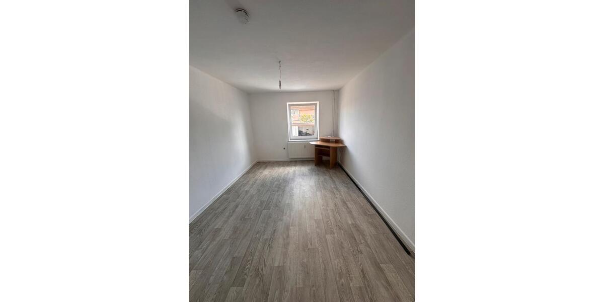 Etagenwohnung Vechelde - 3 Zimmer, 65 m&sup2;, 480&euro; | Angebot:26048319