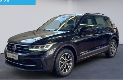 VW Tiguan 55.200 km 23.750 &euro; Braunschweig 38122