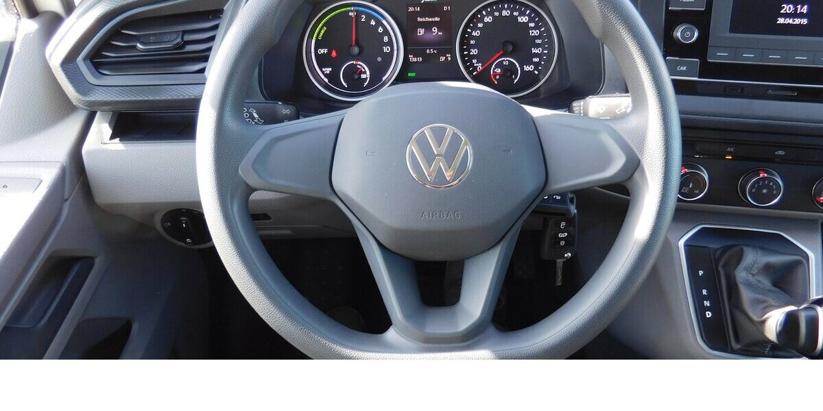 VW T6.1 Transporter 1 Abt e- Lang DSG 4-Gang Klima 13.800 km 15.990 &euro; Vordorf 38533