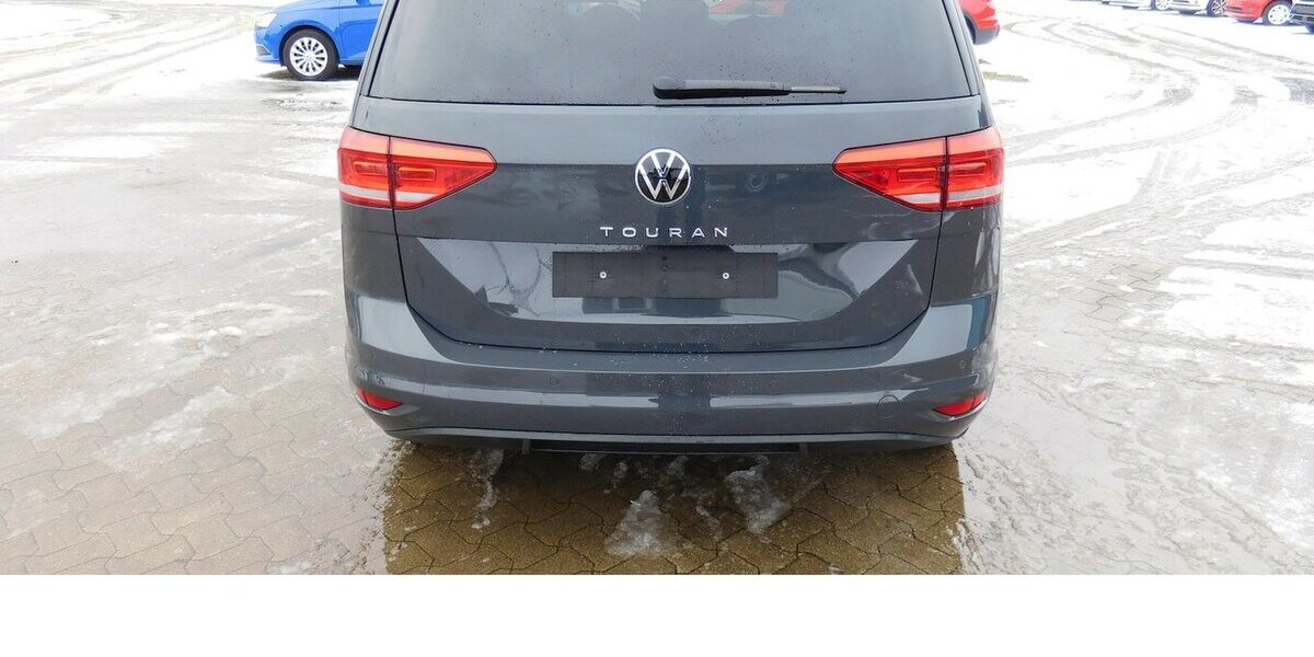 VW Touran 1.5 Comfortline Active BMT TSI DSG Navi 21.400 km 24.990 &euro; Vordorf 38533