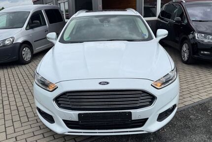 Ford Mondeo 153.300 km 8.990 &euro; Braunschweig 38110