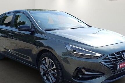 Hyundai i30 11.887 km 18.490 &euro; Wolfenbüttel-Halchter 38304
