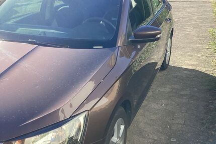 Skoda Fabia 77.500 km 8.250 &euro; Braunschweig 38108