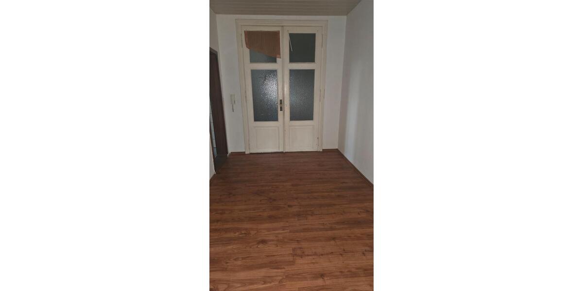 Dachgeschoßwohnung Langelsheim - 3 Zimmer, 77 m&sup2;, 465&euro; | Angebot:24444250