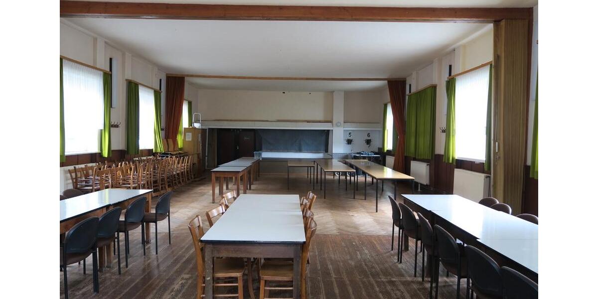 Einfamilienhaus Liebenburg - 16 Zimmer, 240 m&sup2;, 135.000&euro; | Angebot:27089282