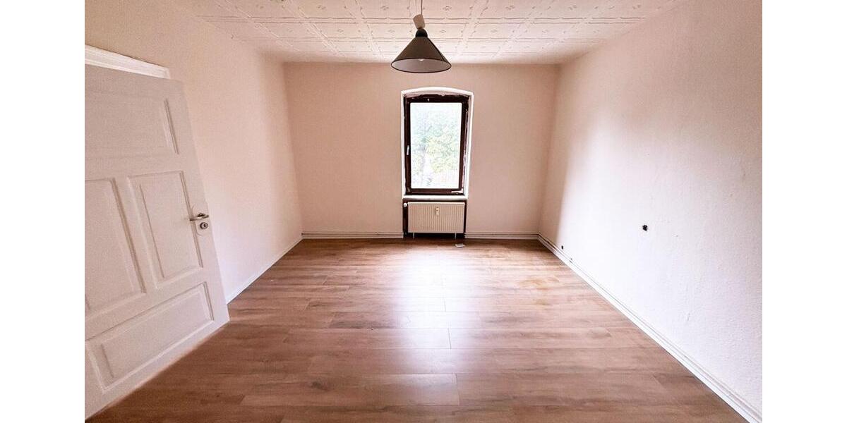 Etagenwohnung Jerxheim - 4 Zimmer, 102 m&sup2;, 425&euro; | Angebot:24486926