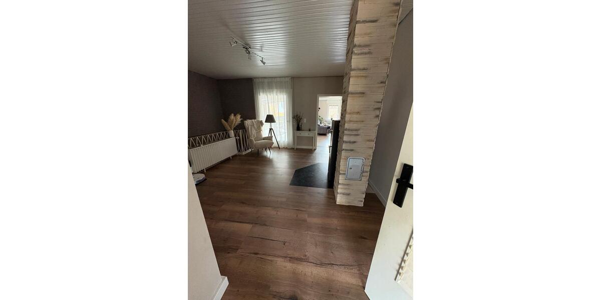 Bungalow Ilsede - 5 Zimmer, 146 m&sup2;, 369.000&euro; | Angebot:26092005