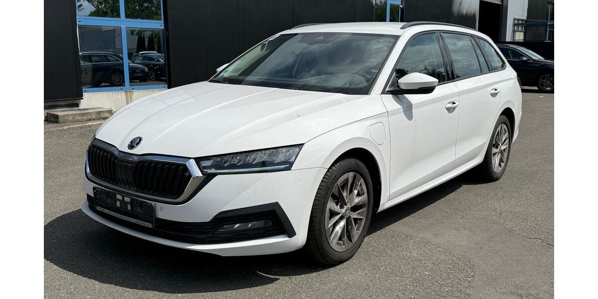 Skoda Octavia 144.193 km 13.990 &euro; Braunschweig 38122