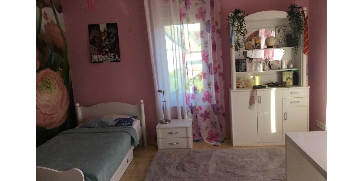 Etagenwohnung Salzgitter Ortschaft Nord - 5 Zimmer, 185 m&sup2;, 1.200&euro; | Angebot:25448945